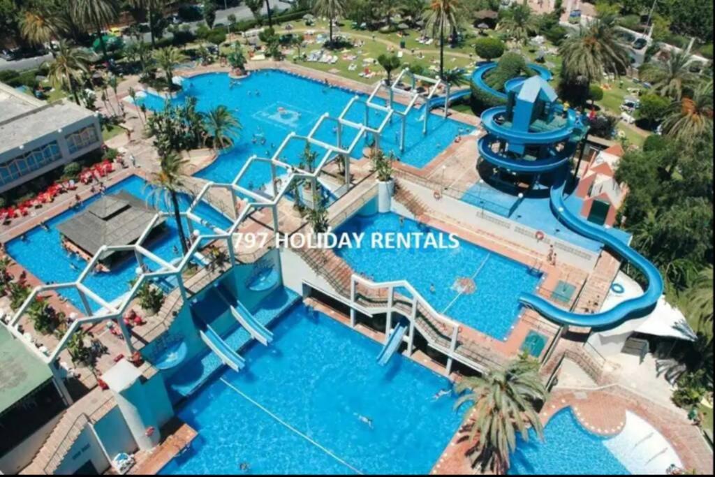 797 Holiday Rentals- Precioso Piso Con Vistas Al Jardin En Benalbeach Benalmádena Exteriér fotografie