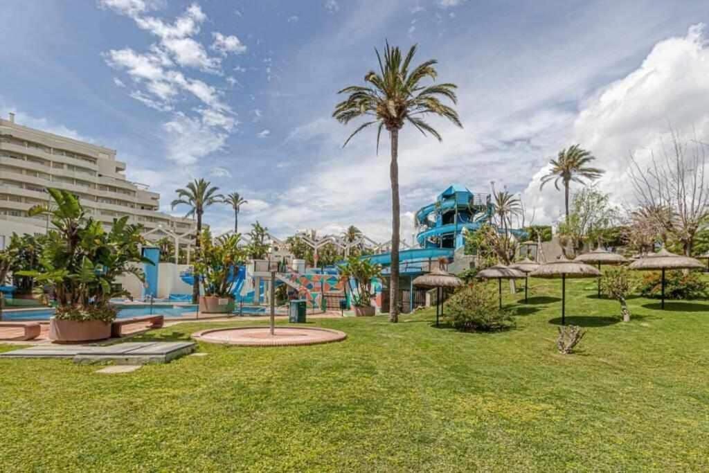 797 Holiday Rentals- Precioso Piso Con Vistas Al Jardin En Benalbeach Benalmádena Exteriér fotografie